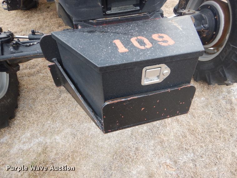 image for item FJ9879 2006 Case IH MXU125 MFWD tractor