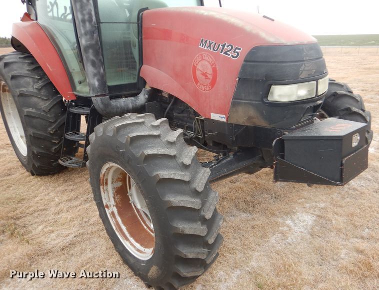 image for item FJ9879 2006 Case IH MXU125 MFWD tractor