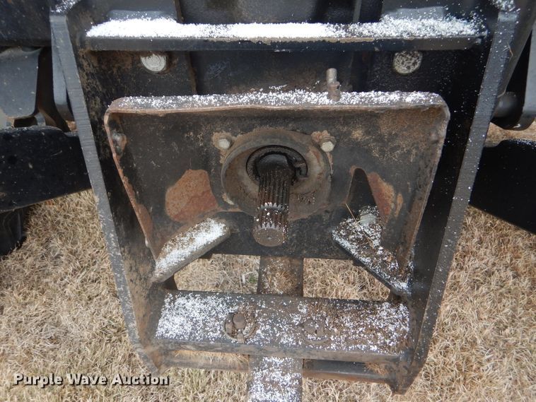 image for item FJ9879 2006 Case IH MXU125 MFWD tractor