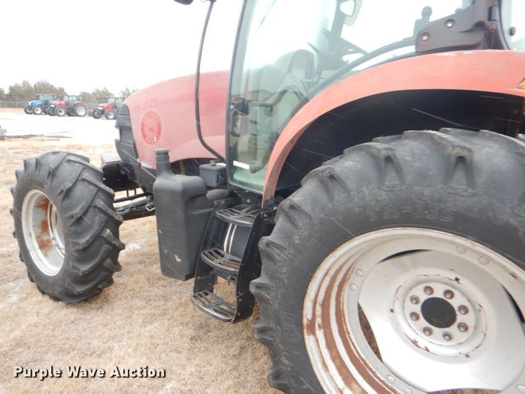 image for item FJ9879 2006 Case IH MXU125 MFWD tractor