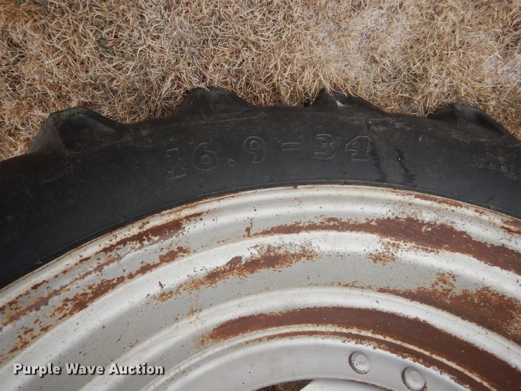 image for item FJ9879 2006 Case IH MXU125 MFWD tractor