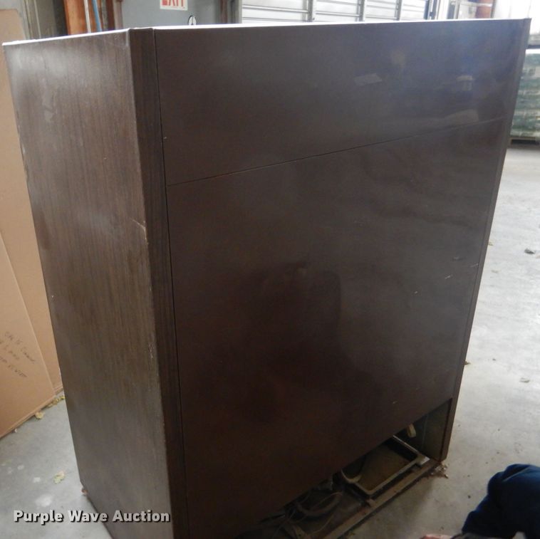 image for item FJ9880 True GDM-41C cooler