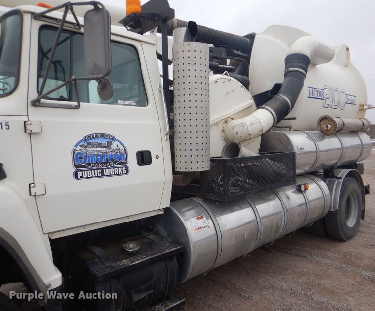 image for item FJ9882 1995 Ford L8000 sewer rodder truck