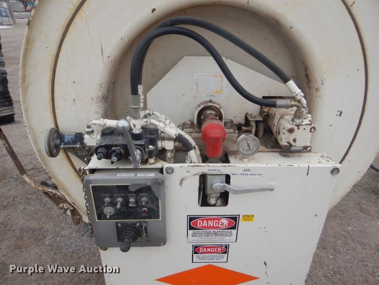 image for item FJ9882 1995 Ford L8000 sewer rodder truck