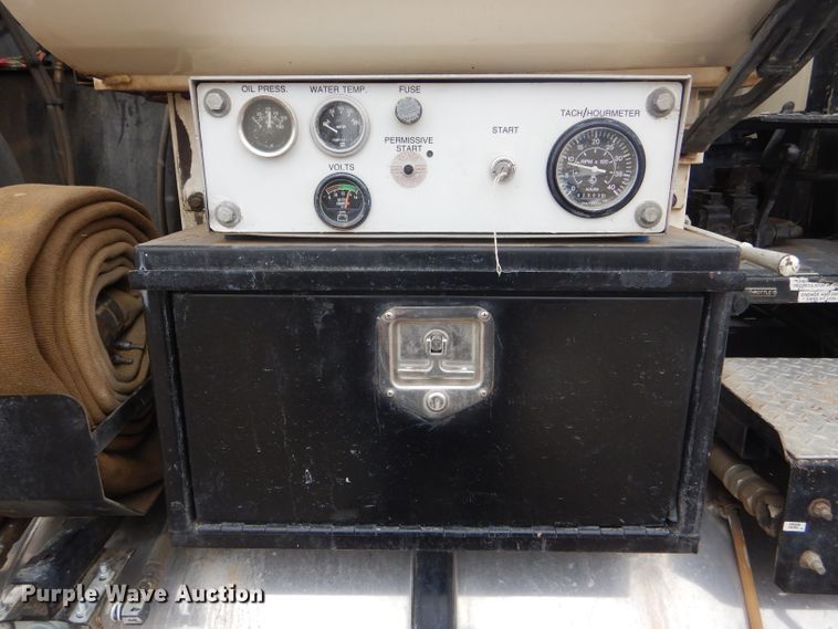 image for item FJ9882 1995 Ford L8000 sewer rodder truck