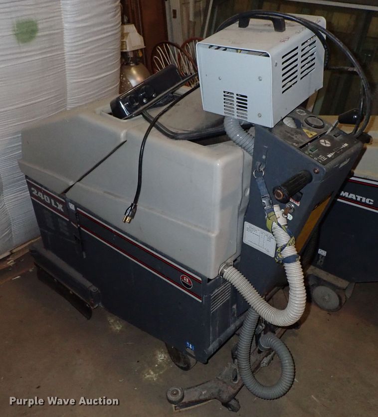 image for item FK9608 (2) floor machines