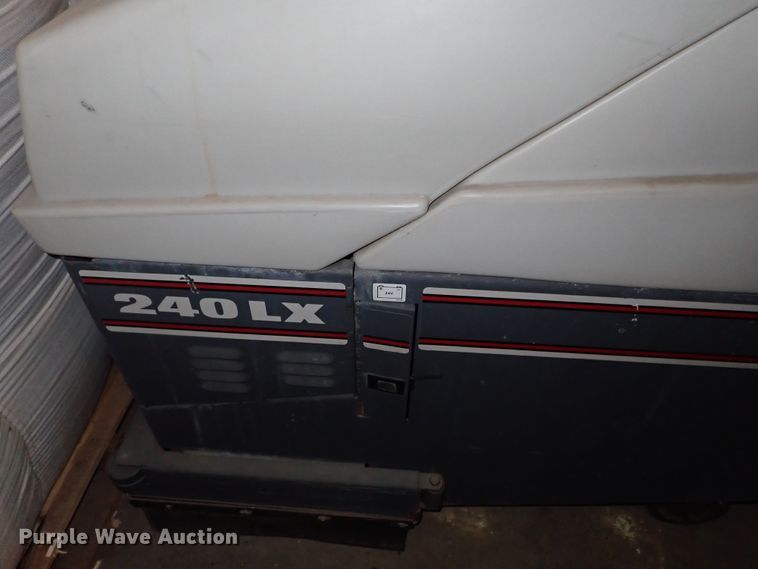 image for item FK9608 (2) floor machines