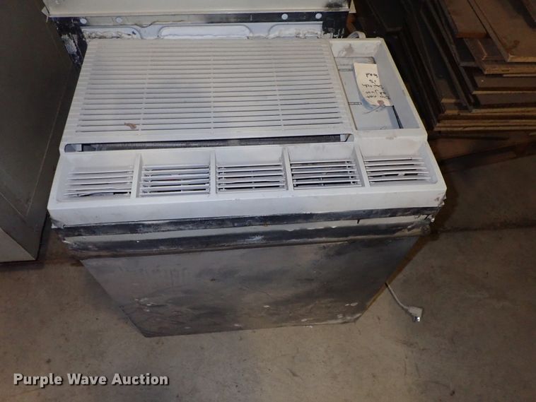 image for item FK9612 (3) AC units