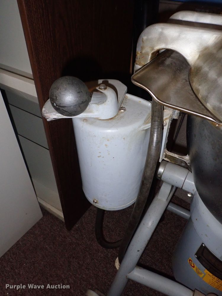 image for item FK9613 Hobart VCM25 food processor