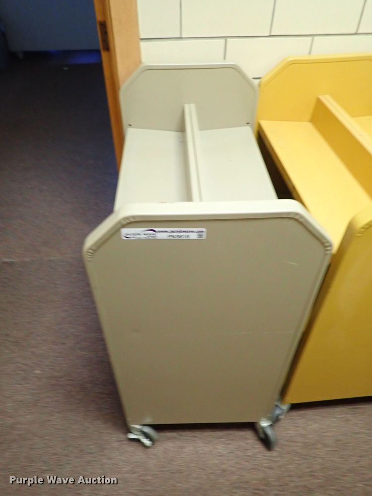 image for item FK9618 (18) book carts