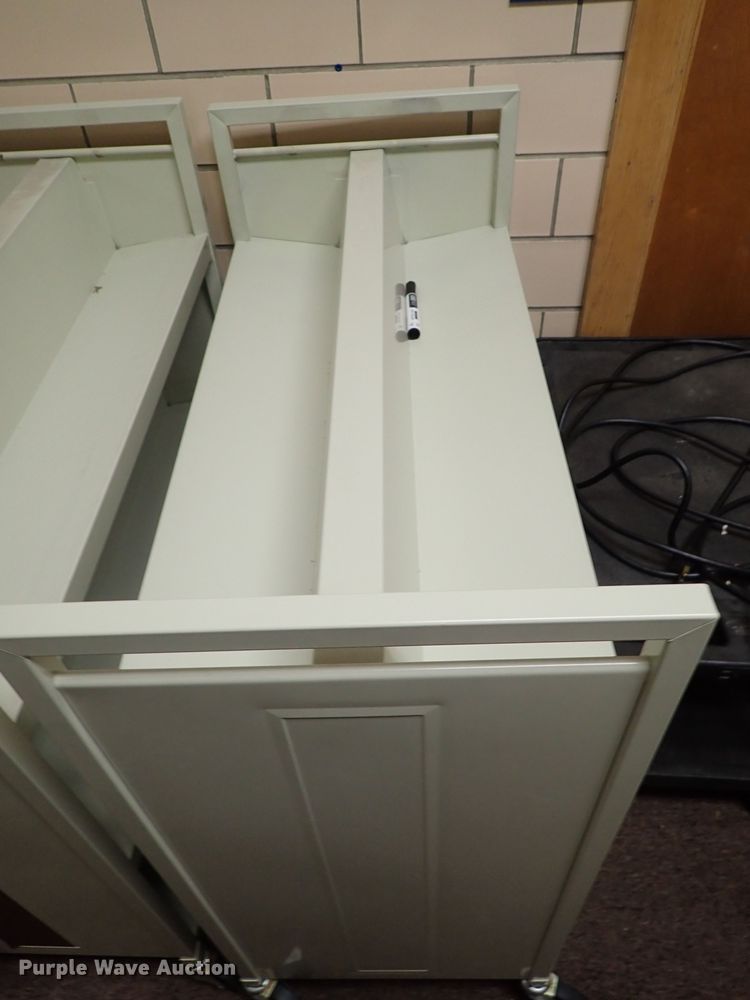 image for item FK9618 (18) book carts