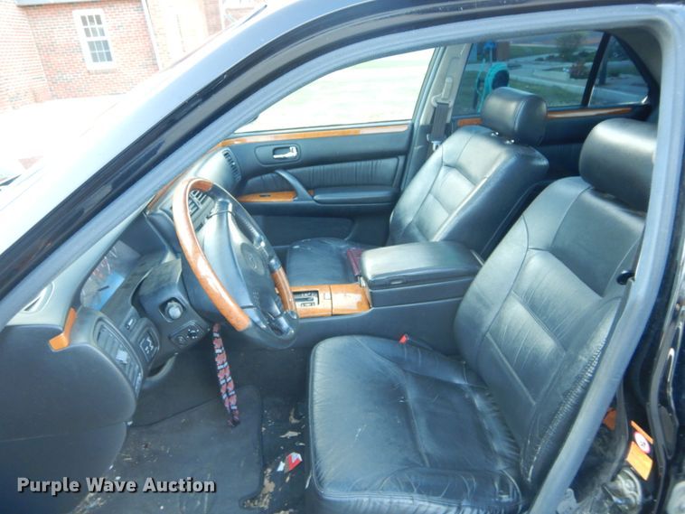 image for item FK9797 2000 Infiniti Q45