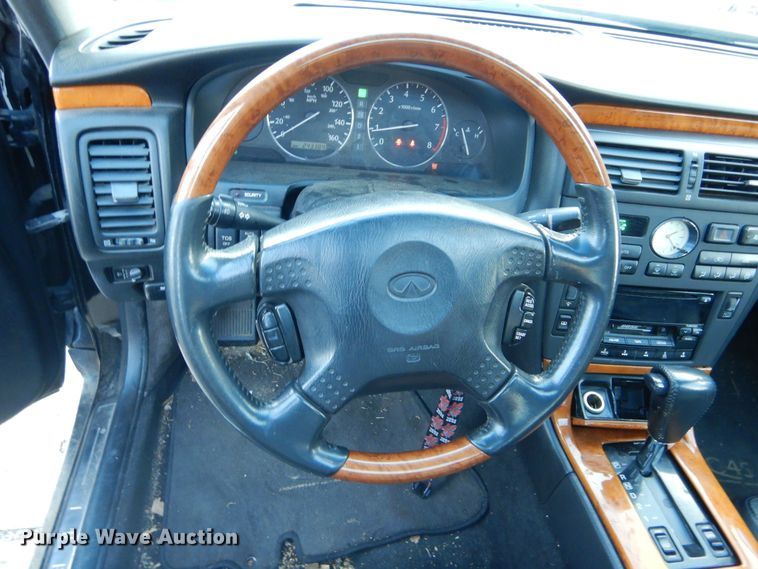 image for item FK9797 2000 Infiniti Q45