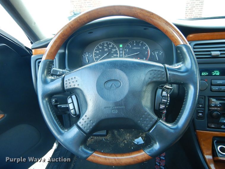 image for item FK9797 2000 Infiniti Q45