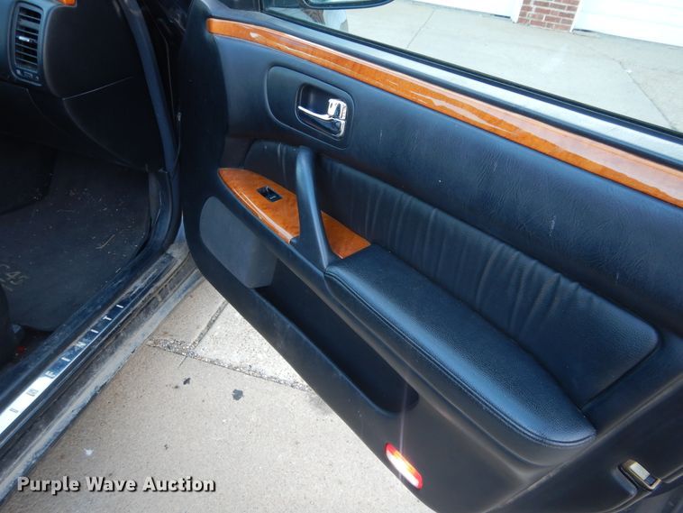 image for item FK9797 2000 Infiniti Q45