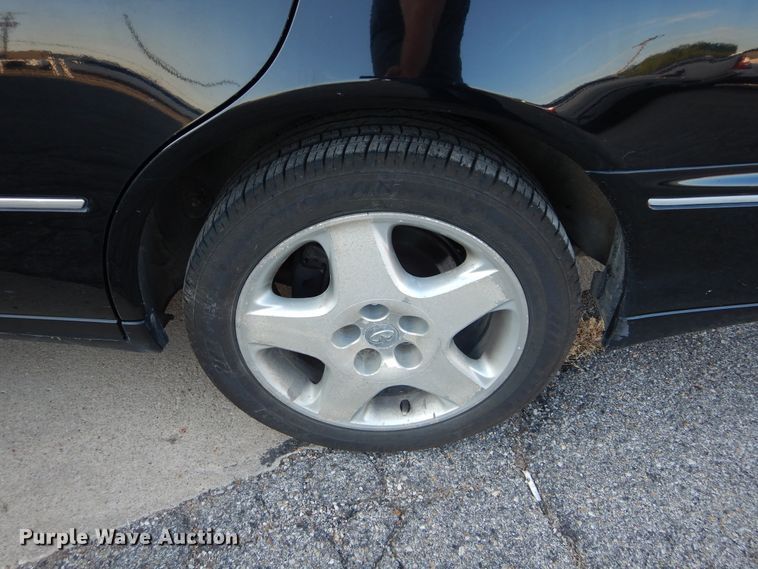 image for item FK9797 2000 Infiniti Q45