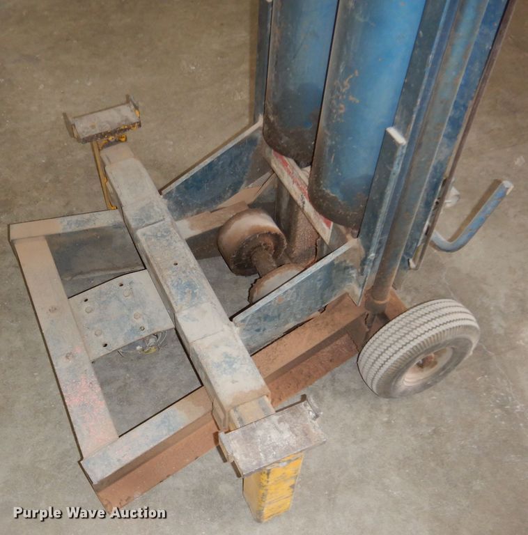 image for item FK9968 Walker automotive jack