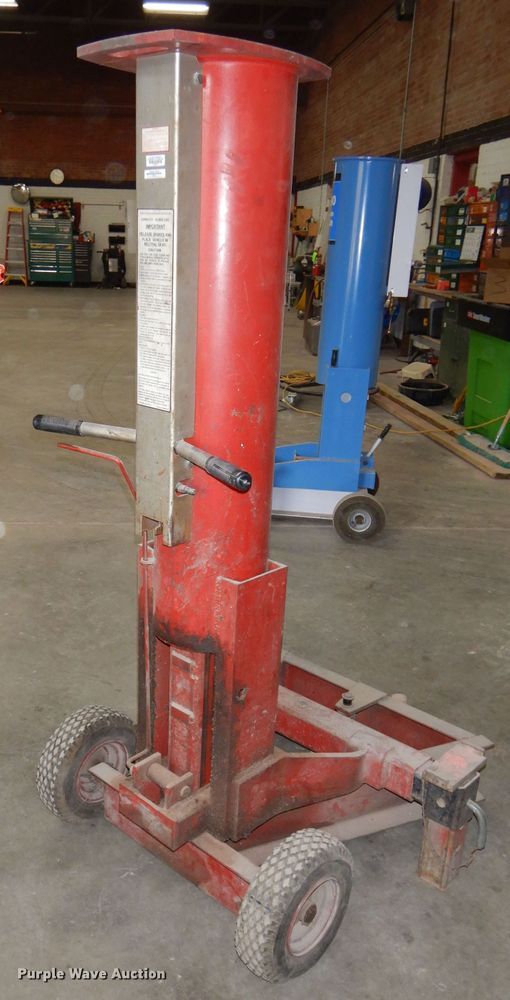 image for item FK9969 Blackhawk 67550 automotive jack