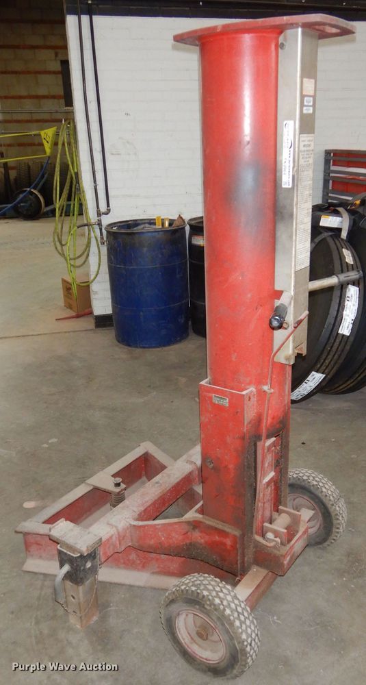 image for item FK9969 Blackhawk 67550 automotive jack