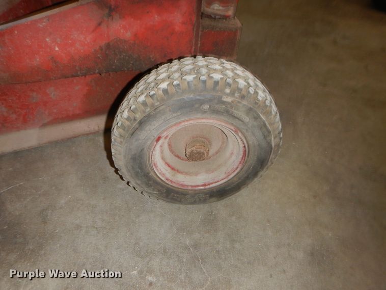 image for item FK9969 Blackhawk 67550 automotive jack