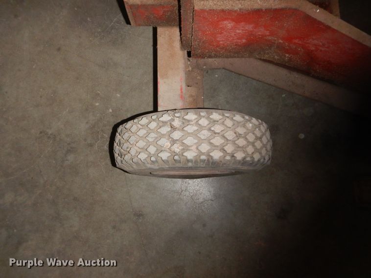 image for item FK9969 Blackhawk 67550 automotive jack