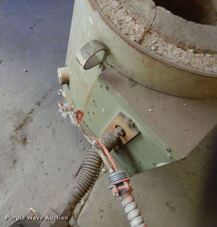 image for item FK9972 (2) kilns