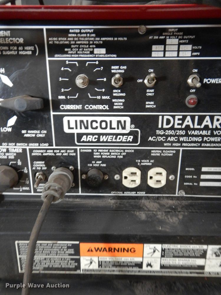 image for item FK9975 Lincoln Idealarc TIG 250 TIG AC/DC welder