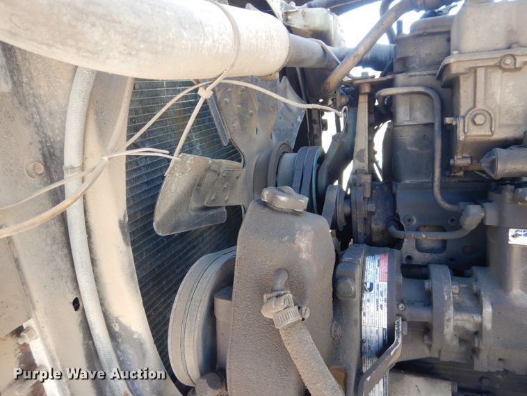 image for item FU9543 1986 Ford LT9000 semi truck