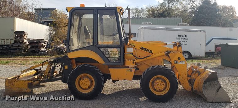 image for item FW9539 1995 JCB 210SL landscape tractor