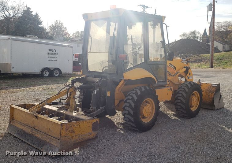 image for item FW9539 1995 JCB 210SL landscape tractor
