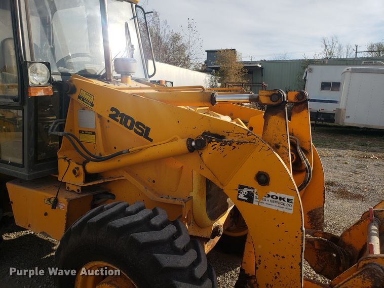 image for item FW9539 1995 JCB 210SL landscape tractor