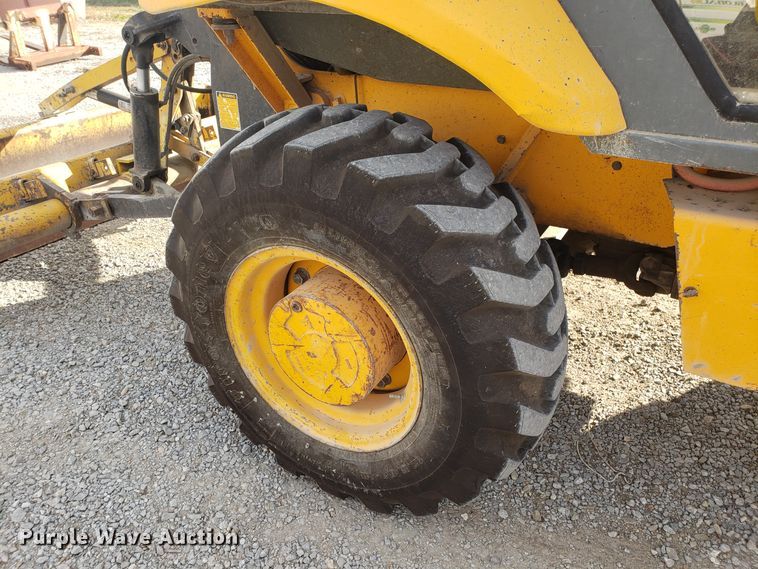 image for item FW9539 1995 JCB 210SL landscape tractor