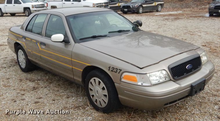 image for item GC9392 2011 Ford Crown Victoria Police Interceptor