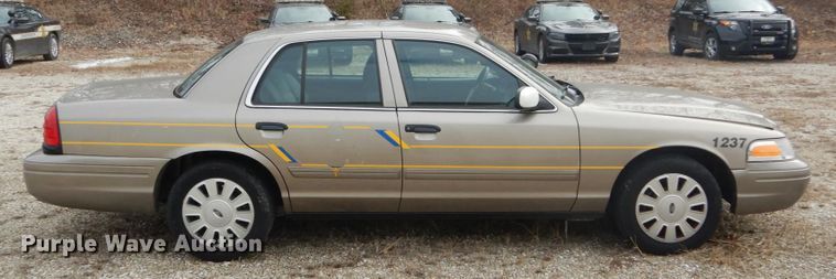 image for item GC9392 2011 Ford Crown Victoria Police Interceptor