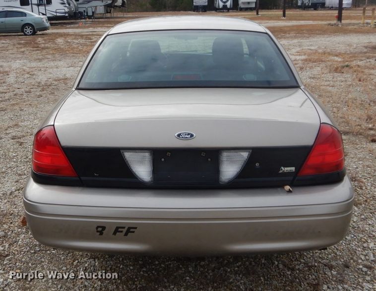 image for item GC9392 2011 Ford Crown Victoria Police Interceptor