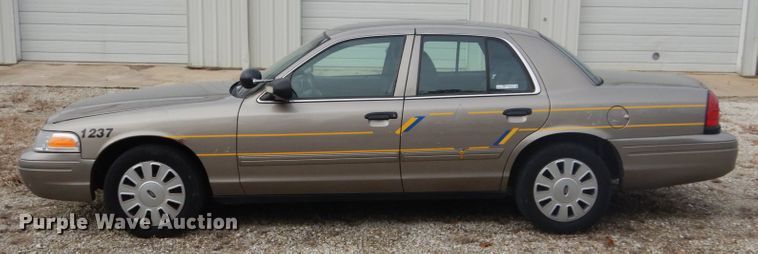image for item GC9392 2011 Ford Crown Victoria Police Interceptor