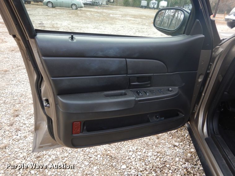 image for item GC9392 2011 Ford Crown Victoria Police Interceptor