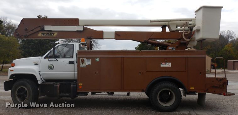 image for item GI9466 1991 GMC TopKick bucket truck