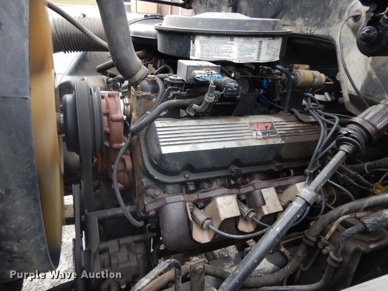 image for item GI9466 1991 GMC TopKick bucket truck