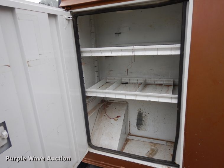 image for item GI9466 1991 GMC TopKick bucket truck