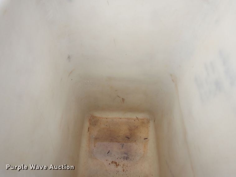 image for item GI9466 1991 GMC TopKick bucket truck