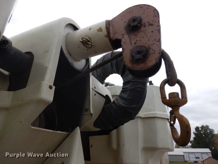 image for item GI9466 1991 GMC TopKick bucket truck