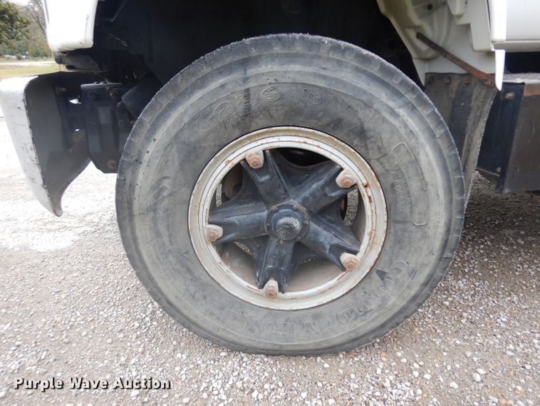 image for item GI9466 1991 GMC TopKick bucket truck