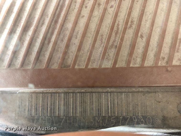 image for item GI9466 1991 GMC TopKick bucket truck