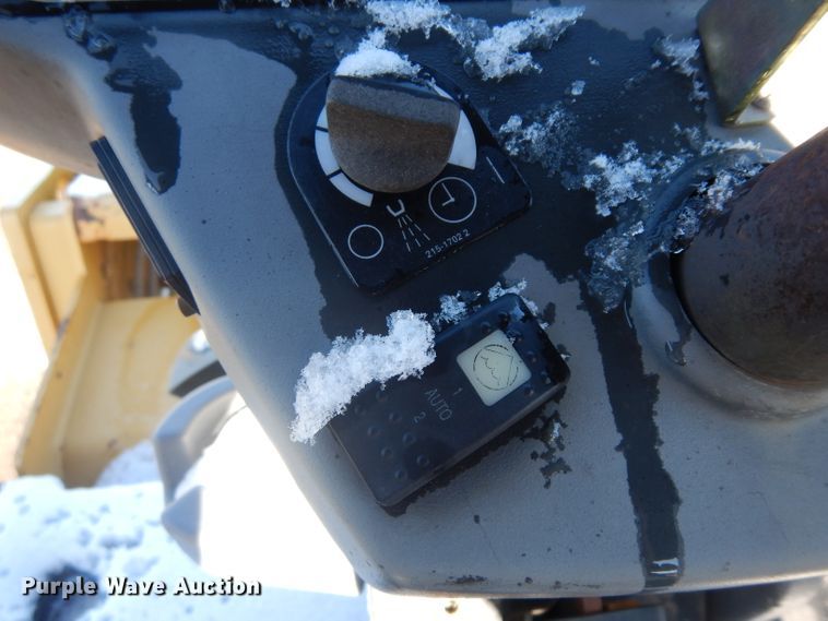 image for item GI9471 2007 Caterpillar CB434D double drum vibratory roller