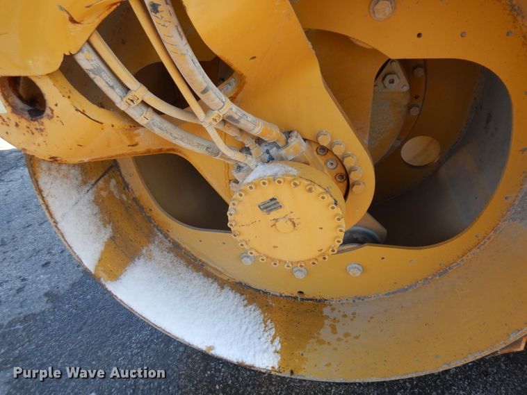 image for item GI9471 2007 Caterpillar CB434D double drum vibratory roller