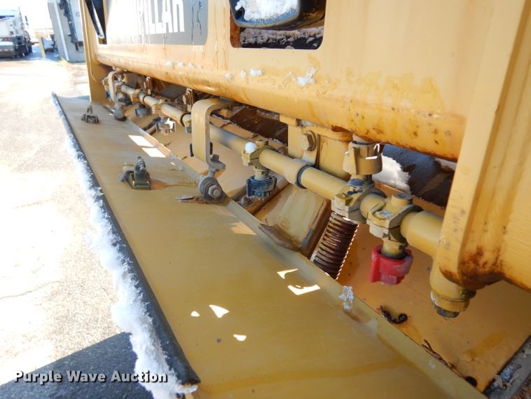 image for item GI9471 2007 Caterpillar CB434D double drum vibratory roller