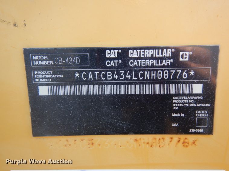 image for item GI9471 2007 Caterpillar CB434D double drum vibratory roller