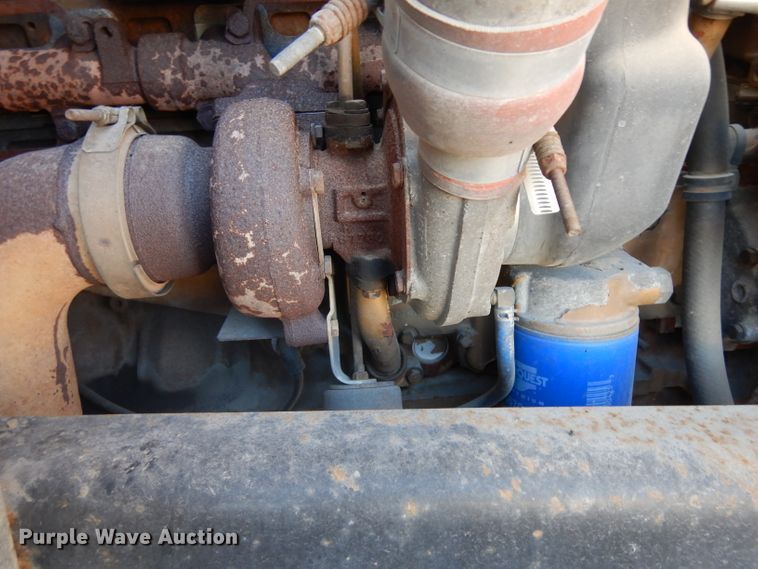 image for item GI9474 1998 Freightliner FL70 asphalt truck