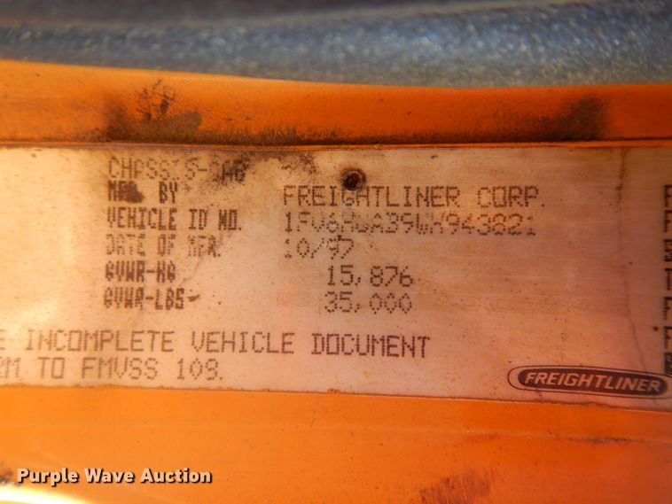 image for item GI9474 1998 Freightliner FL70 asphalt truck